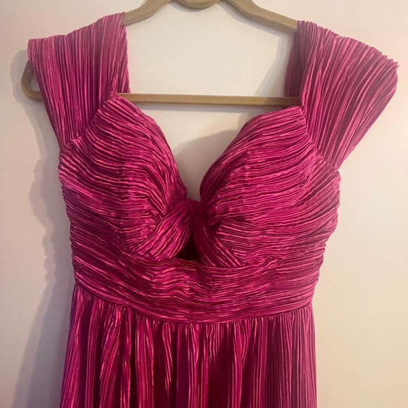 NWT Mac Duggal strapless peak hole pleated pink magenta maxi dress - SZ 2 - Picture 2 of 4